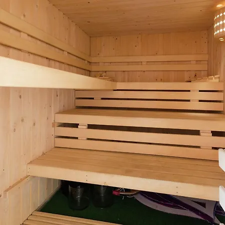 Luxurious In With Sauna *